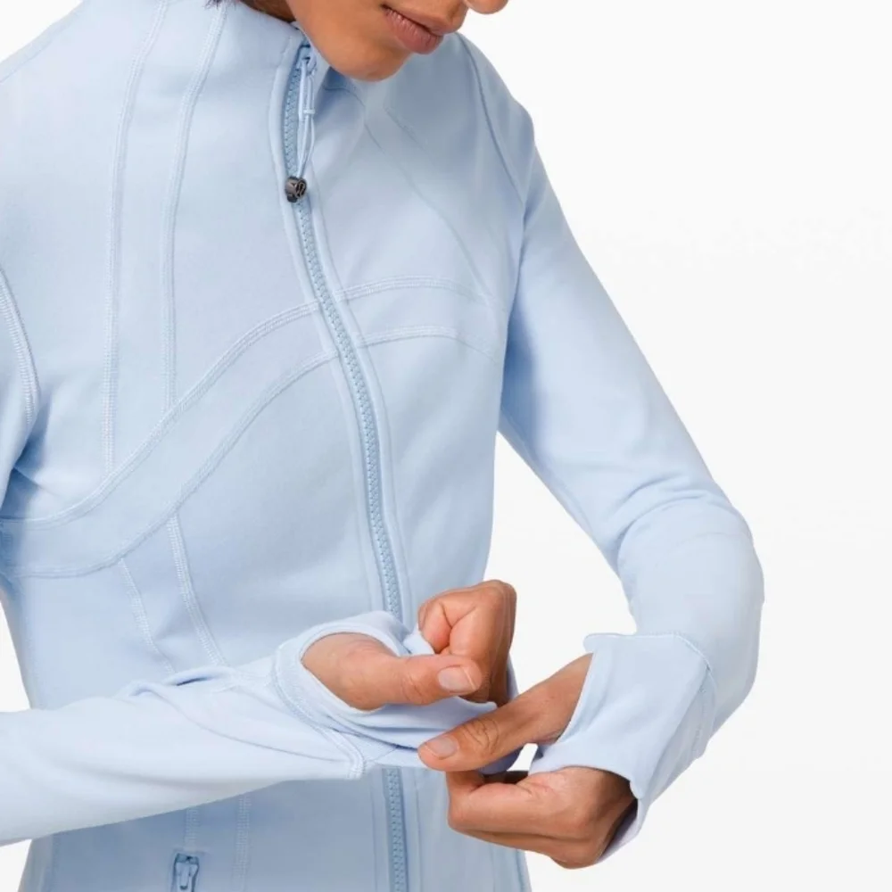 Lululemon Define Jacket. Light blue. size 6 - Picture 4 of 11